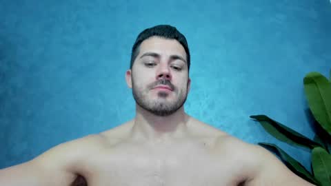 Snapshot of muscularmaster chatting on January 2025 01:37:02 AM muscularmaster onlyfans online show from January 2025 01:37:02 AM