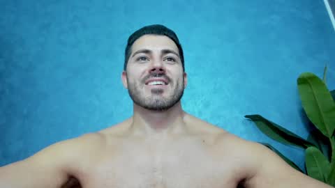 Snapshot of muscularmaster chatting on January 2025 01:02:01 AM muscularmaster onlyfans online show from January 2025 01:02:01 AM