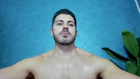 Snapshot of muscularmaster chatting on January 2025 10:02:01 PM muscularmaster onlyfans online show from January 2025 10:02:01 PM