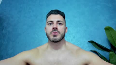 Snapshot of muscularmaster chatting on January 2025 01:36:02 AM muscularmaster onlyfans online show from January 2025 01:36:02 AM