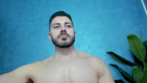 Snapshot of muscularmaster chatting on January 2025 09:57:01 AM muscularmaster onlyfans online show from January 2025 09:57:01 AM