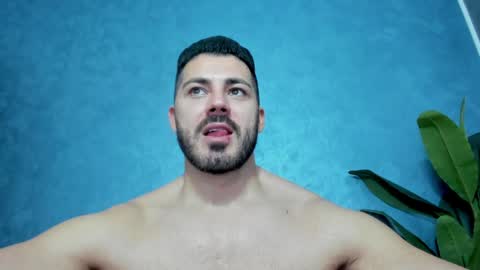 Snapshot of muscularmaster chatting on January 2025 10:51:02 PM muscularmaster onlyfans online show from January 2025 10:51:02 PM