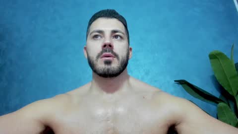 Snapshot of muscularmaster chatting on January 2025 10:11:02 AM muscularmaster onlyfans online show from January 2025 10:11:02 AM