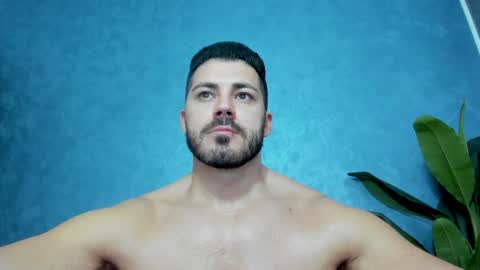 Snapshot of muscularmaster chatting on January 2025 09:58:01 PM muscularmaster onlyfans online show from January 2025 09:58:01 PM