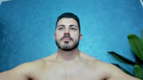 Snapshot of muscularmaster chatting on January 2025 10:50:01 PM muscularmaster onlyfans online show from January 2025 10:50:01 PM