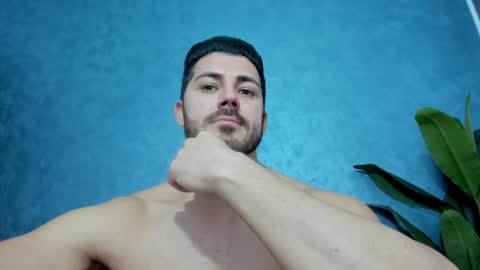 Snapshot of muscularmaster chatting on February 2025 12:58:02 AM muscularmaster onlyfans online show from February 2025 12:58:02 AM