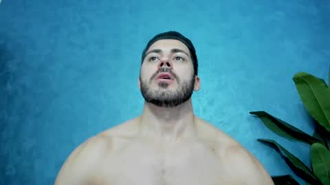 Snapshot of muscularmaster chatting on February 2025 01:05:02 AM muscularmaster onlyfans online show from February 2025 01:05:02 AM