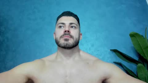 Snapshot of muscularmaster chatting on February 2025 11:12:01 PM muscularmaster onlyfans online show from February 2025 11:12:01 PM