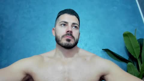 Snapshot of muscularmaster chatting on February 2025 09:56:01 AM muscularmaster onlyfans online show from February 2025 09:56:01 AM