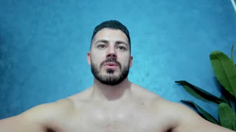 Snapshot of muscularmaster chatting on February 2025 10:47:01 PM muscularmaster onlyfans online show from February 2025 10:47:01 PM