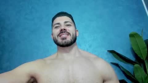 Snapshot of muscularmaster chatting on February 2025 10:52:02 PM muscularmaster onlyfans online show from February 2025 10:52:02 PM