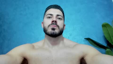 Snapshot of muscularmaster chatting on February 2025 01:21:02 AM muscularmaster onlyfans online show from February 2025 01:21:02 AM