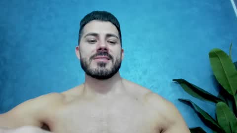 Snapshot of muscularmaster chatting on February 2025 01:40:02 AM muscularmaster onlyfans online show from February 2025 01:40:02 AM