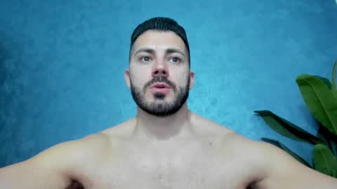 Snapshot of muscularmaster chatting on March 2025 01:01:02 AM muscularmaster onlyfans online show from March 2025 01:01:02 AM