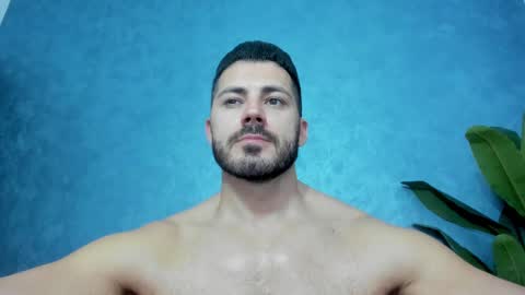 Snapshot of muscularmaster chatting on March 2025 10:28:02 PM muscularmaster onlyfans online show from March 2025 10:28:02 PM