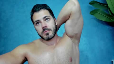 Snapshot of muscularmaster chatting on September 2025 08:52:02 PM muscularmaster onlyfans online show from September 2025 08:52:02 PM