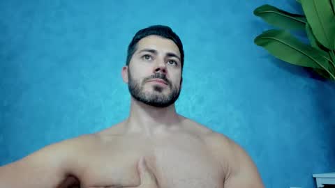 Snapshot of muscularmaster chatting on September 2025 09:15:01 PM muscularmaster onlyfans online show from September 2025 09:15:01 PM