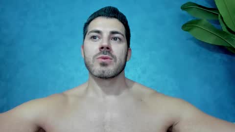 Snapshot of muscularmaster chatting on September 2025 09:48:02 PM muscularmaster onlyfans online show from September 2025 09:48:02 PM
