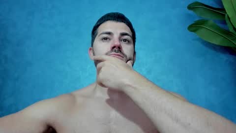 Snapshot of muscularmaster chatting on September 2025 08:52:02 PM muscularmaster onlyfans online show from September 2025 08:52:02 PM