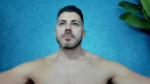 Snapshot of muscularmaster chatting on September 2025 09:22:02 AM muscularmaster onlyfans online show from September 2025 09:22:02 AM