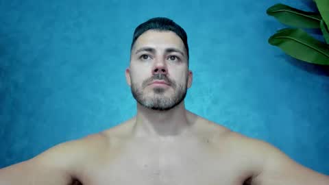 Snapshot of muscularmaster chatting on September 2025 09:17:02 PM muscularmaster onlyfans online show from September 2025 09:17:02 PM