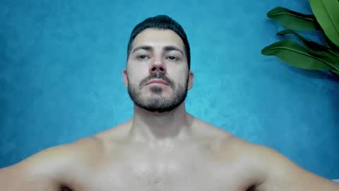 Snapshot of muscularmaster chatting on September 2025 09:20:02 PM muscularmaster onlyfans online show from September 2025 09:20:02 PM