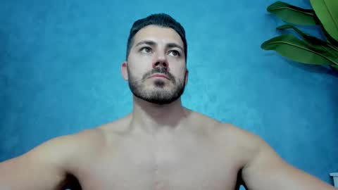 Snapshot of muscularmaster chatting on September 2025 08:47:01 PM muscularmaster onlyfans online show from September 2025 08:47:01 PM