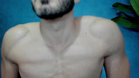 Snapshot of muscularmaster chatting on October 2025 09:44:02 PM muscularmaster onlyfans online show from October 2025 09:44:02 PM