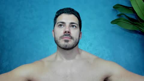 Snapshot of muscularmaster chatting on October 2025 11:46:01 PM muscularmaster onlyfans online show from October 2025 11:46:01 PM