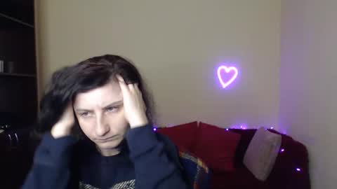 Jeneva online show from December 2025 06:26:01 PM