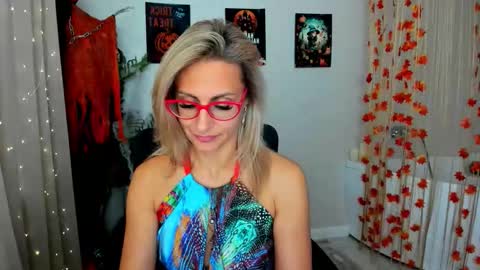 Diana online show from October 2025 11:54:02 AM