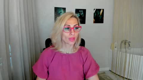 Snapshot of museofstage chatting on May 2026 11:40:01 AM Diana online show from May 2026 11:40:01 AM