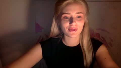 musescorner online show from October 2025 04:53:02 PM