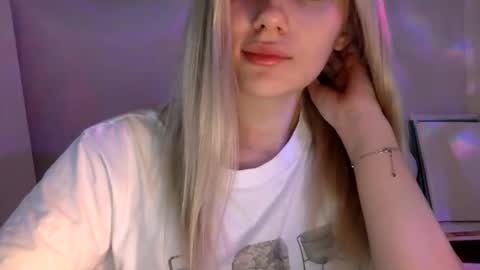 Snapshot of musescorner chatting on May 2026 04:15:01 PM musescorner online show from May 2026 04:15:01 PM