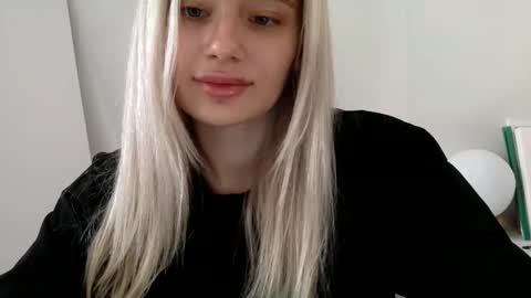 Snapshot of musescorner chatting on May 2026 02:36:02 PM musescorner online show from May 2026 02:36:02 PM