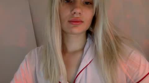Snapshot of musescorner chatting on June 2026 03:55:02 PM musescorner online show from June 2026 03:55:02 PM