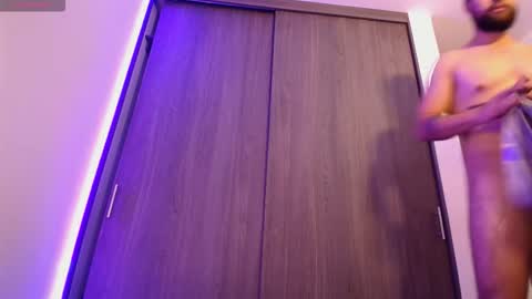 chlo rose and nico weiss online show from March 2026 03:18:02 PM