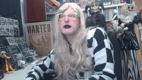 Muziknerd online show from January 2025 09:50:02 PM