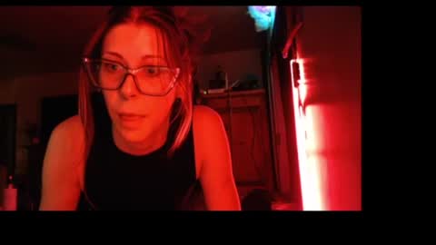 ghost mantis online show from December 2025 02:54:02 AM