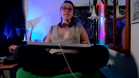 Snapshot of mx_anouk_divine chatting on June 2026 01:14:01 AM Mx. Anouk Divine online show from June 2026 01:14:01 AM