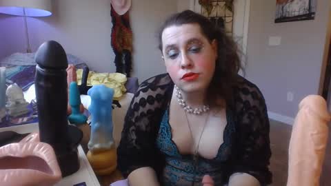 Snapshot of mxsissycharlotte chatting on January 2025 07:21:01 PM Mx Charlotte online show from January 2025 07:21:01 PM