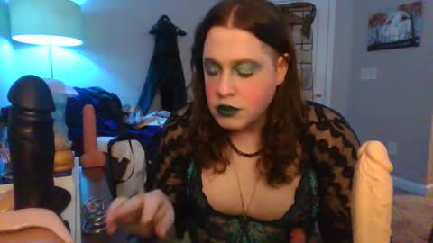 Snapshot of mxsissycharlotte chatting on March 2025 01:05:01 AM Mx Charlotte online show from March 2025 01:05:01 AM