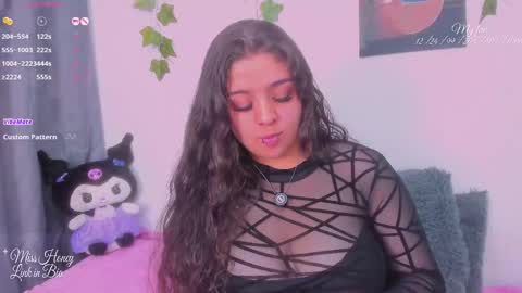 Snapshot of mxsshoney chatting on April 2026 02:02:01 AM Sara IG online show from April 2026 02:02:01 AM