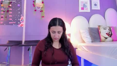 my_aleja_ online show from November 2025 01:24:01 PM