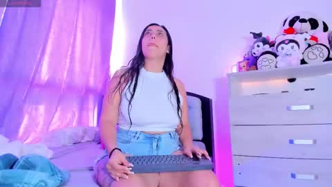 my_aleja_ online show from March 2026 01:26:01 PM