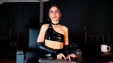 Maite online show from February 2025 01:16:02 PM