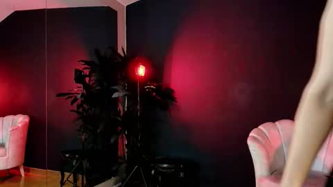 Maite online show from March 2026 01:40:02 PM