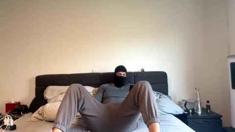 my_mike420 online show from October 2025 09:20:01 AM