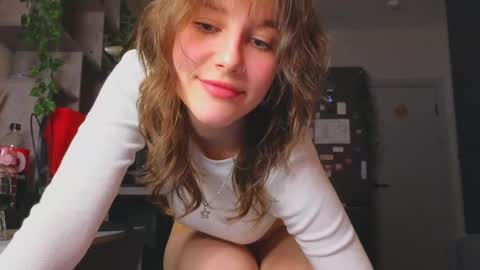 Snapshot of my_parisss chatting on December 2024 06:10:02 AM  PARIS   online show from December 2024 06:10:02 AM