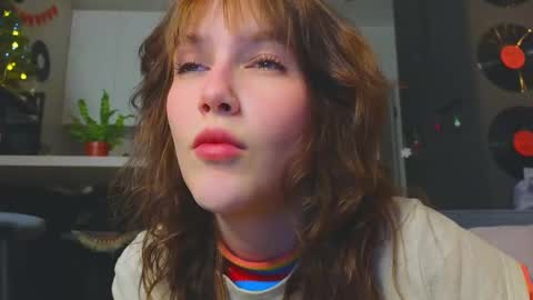 Snapshot of my_parisss chatting on January 2025 01:42:02 AM  PARIS   online show from January 2025 01:42:02 AM